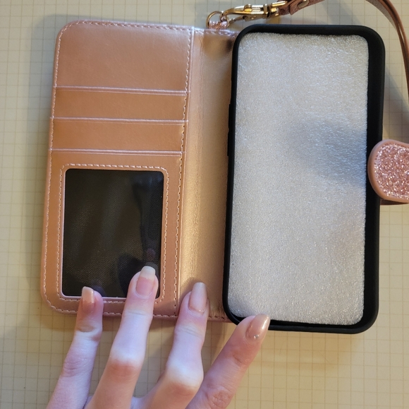 NEW IPhone 14plus case/wallet rose gold - Picture 3 of 5